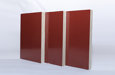 木模板的周轉次數是多少？由什么決定？